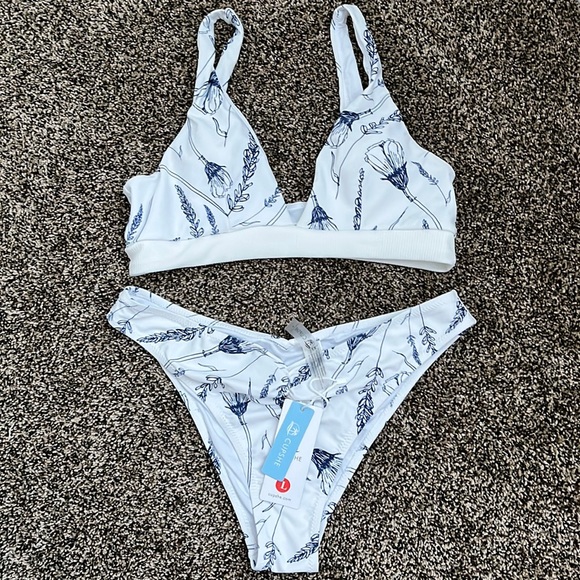 Cupshe Other - Cupshe Navy & White Patterned Bikini, NWT